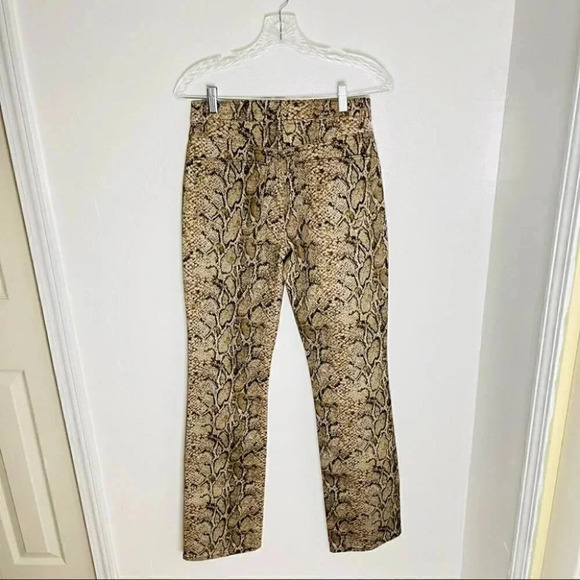 NWT Reformation Peyton Hight Waist Bootcut Jeans in Snake - Picture 8 of 8